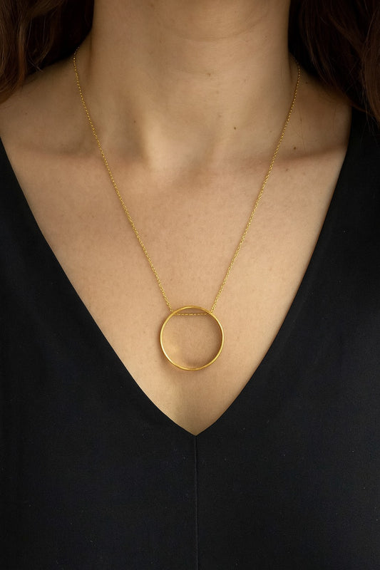 Circle Statement Neckpiece