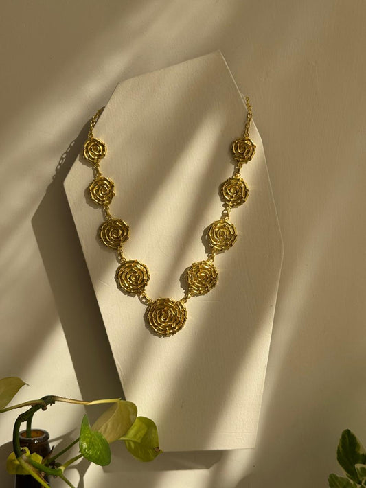 Twistie Statement Neckpiece