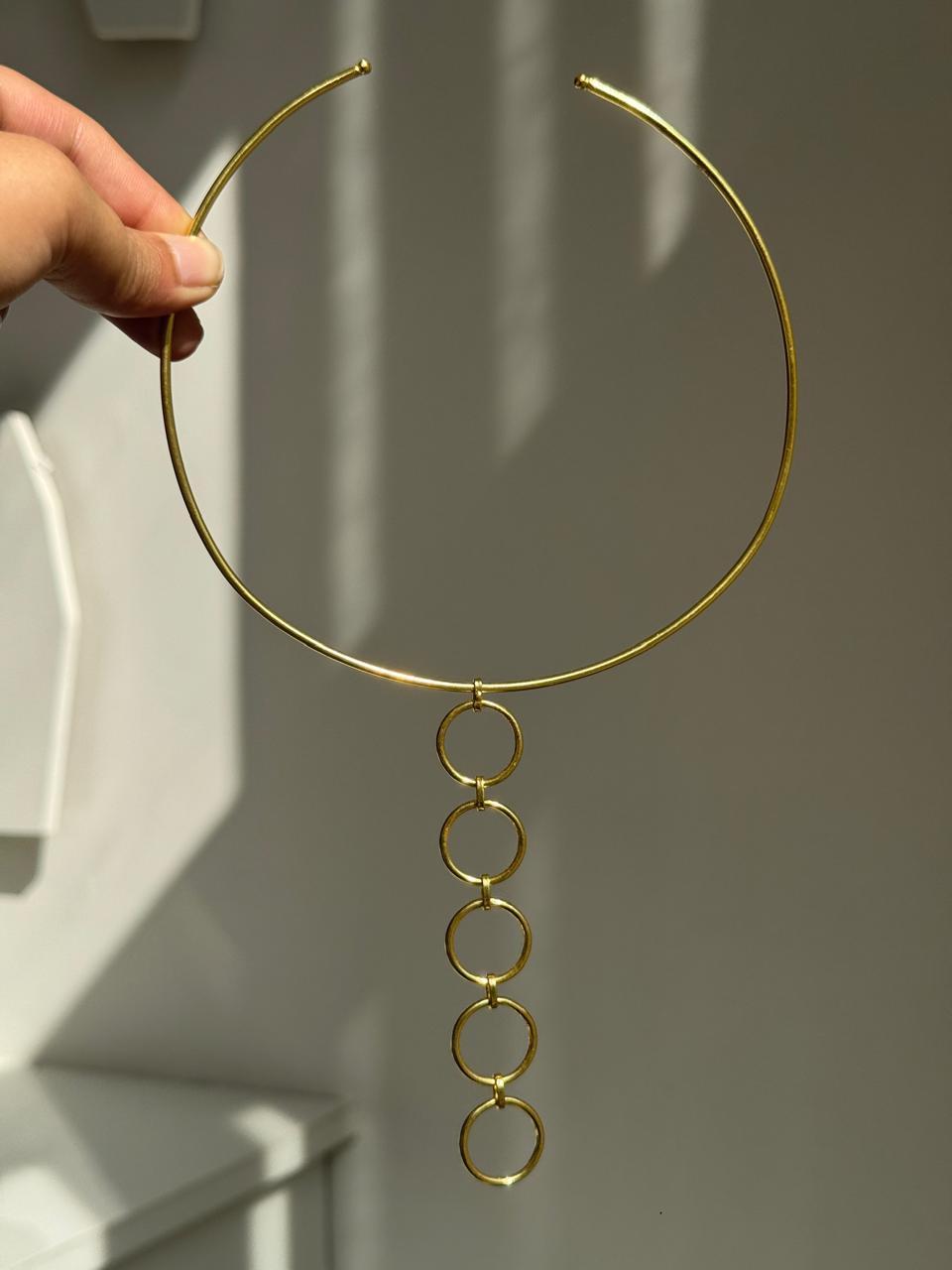 Line Of Circle Hasli Statement Neckpiece