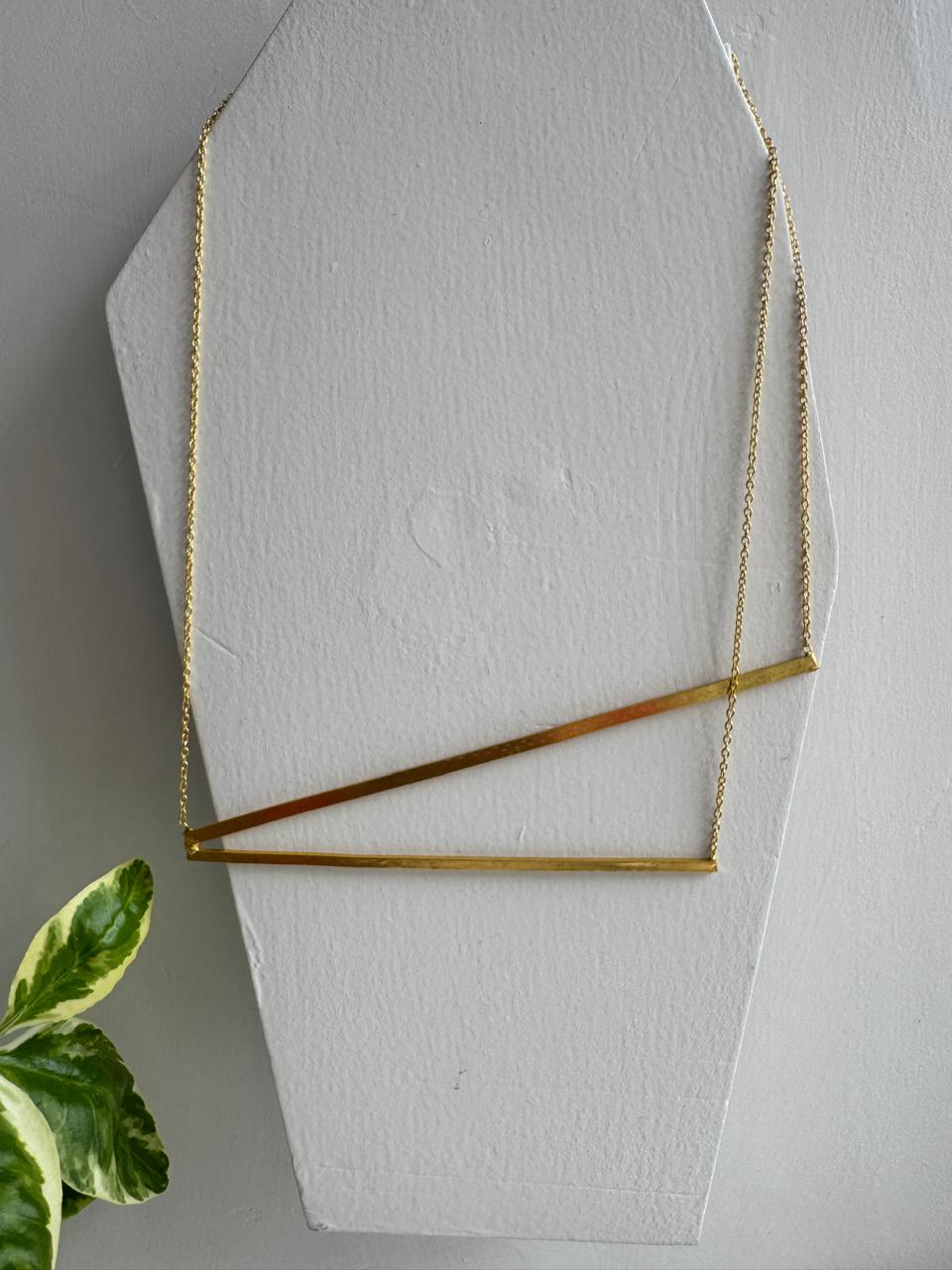 Veeti Statement Neckpiece