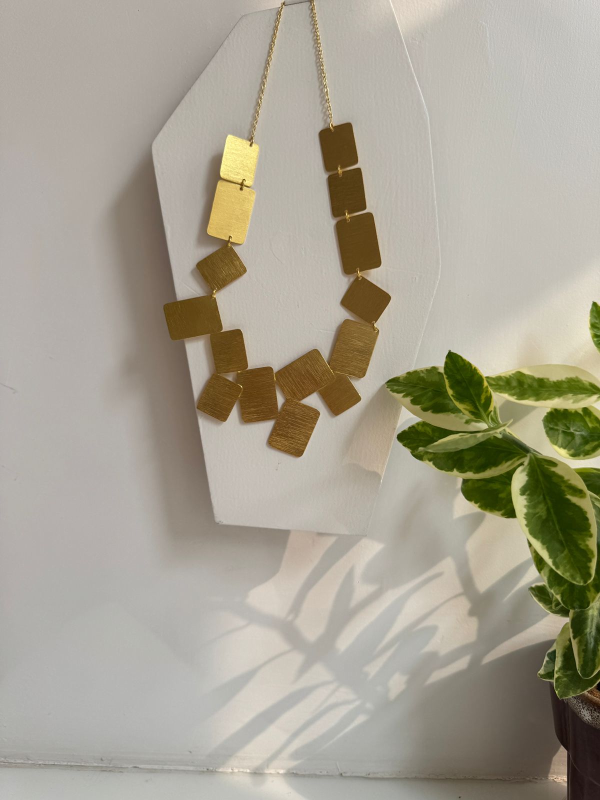 Scattered Block Statement Neckpiece