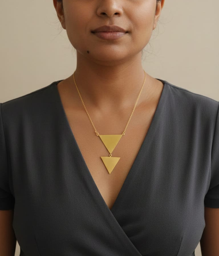 Forward Statement Neckpiece