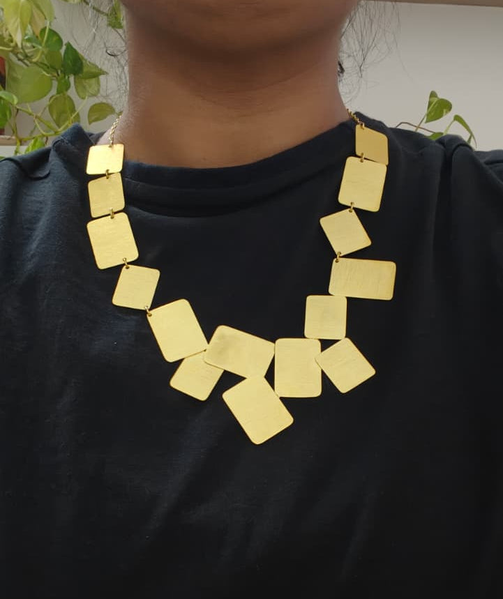 Scattered Block Statement Neckpiece
